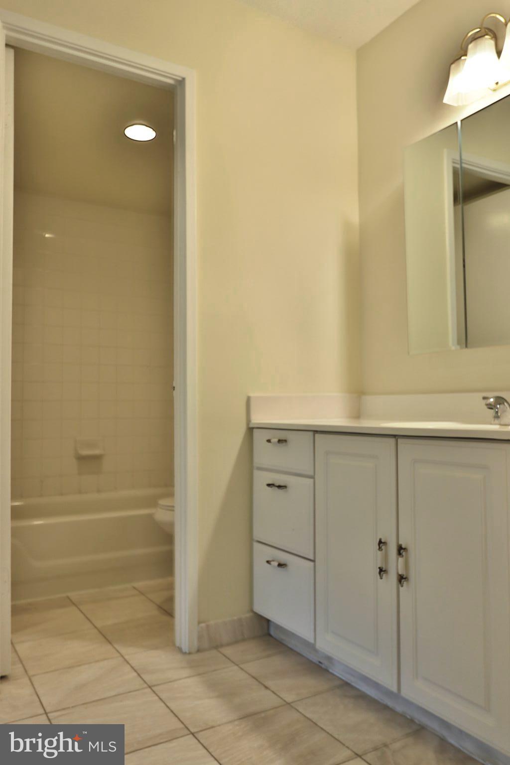 WATERGATE AT LANDMARK - Residential Lease