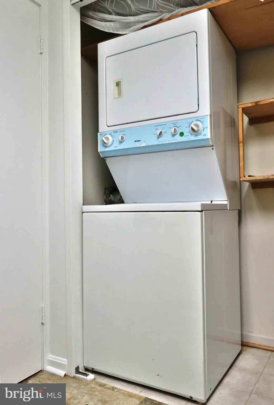 WATERGATE AT LANDMARK - Residential Lease