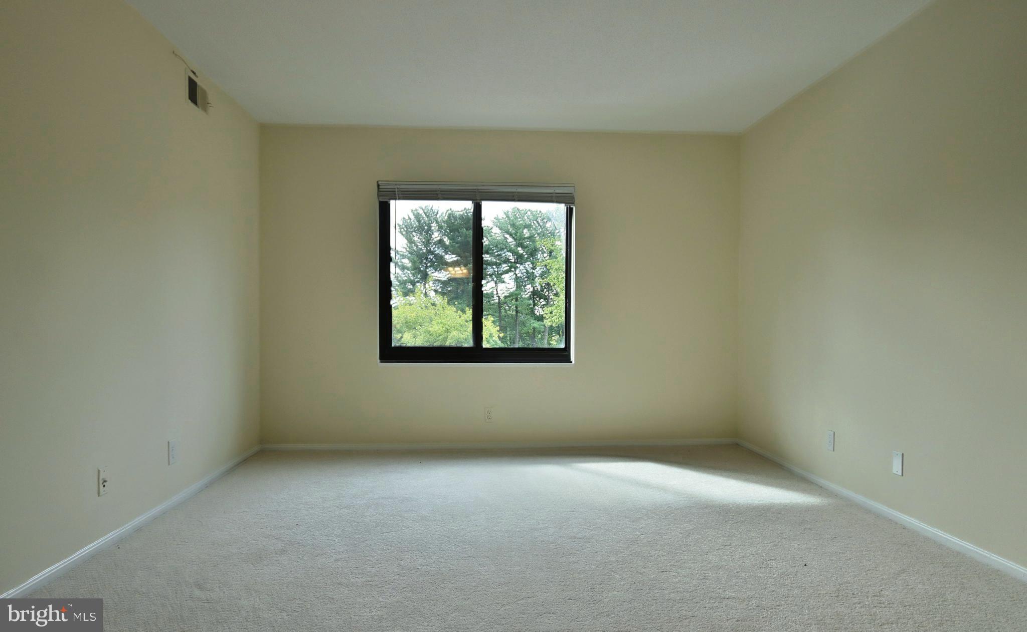 WATERGATE AT LANDMARK - Residential Lease