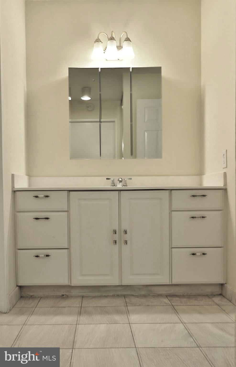 WATERGATE AT LANDMARK - Residential Lease