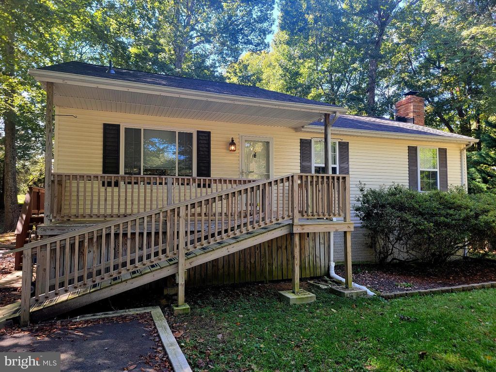 Photo of 720 Willow Road, LUSBY, MD 20657 (MLS # MDCA2023522)