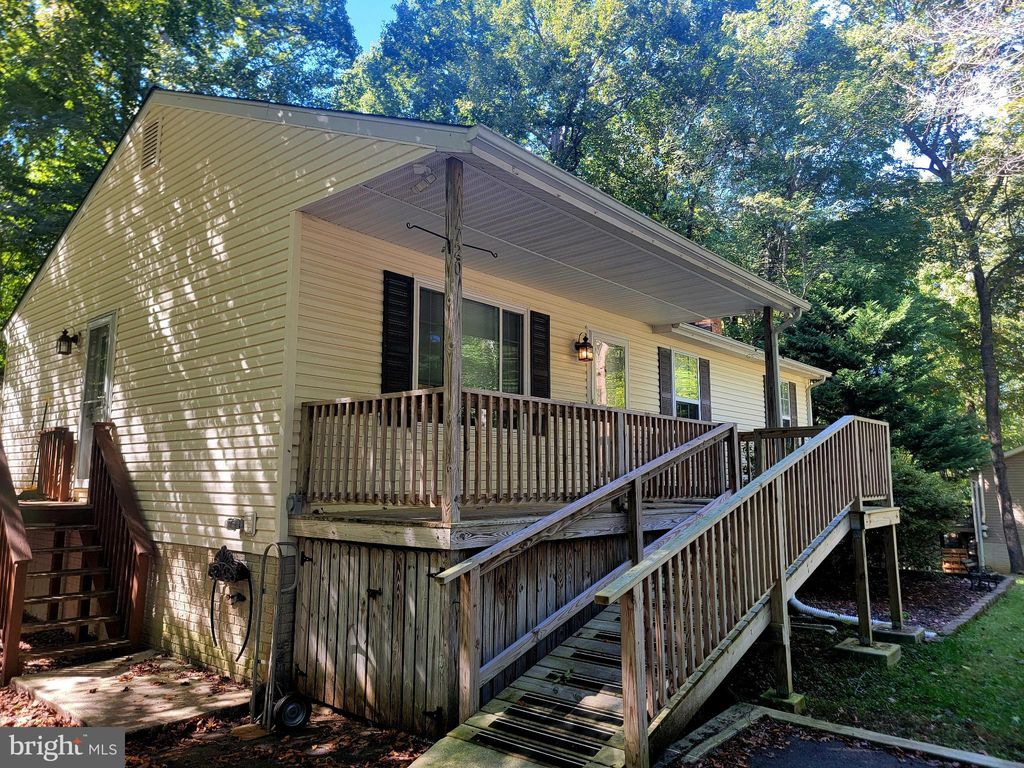 Photo of 720 Willow Road, LUSBY, MD 20657 (MLS # MDCA2023522)
