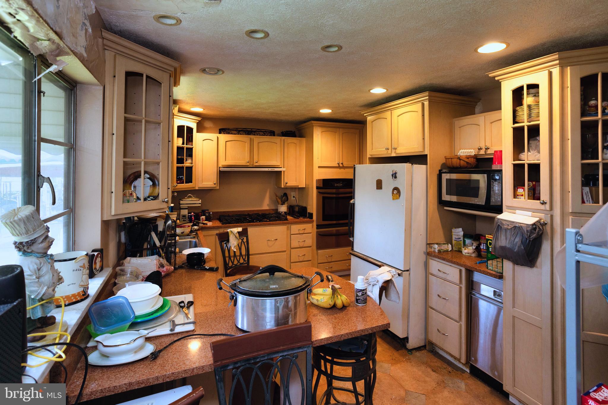 1103 LAKE AVE - Photo 4