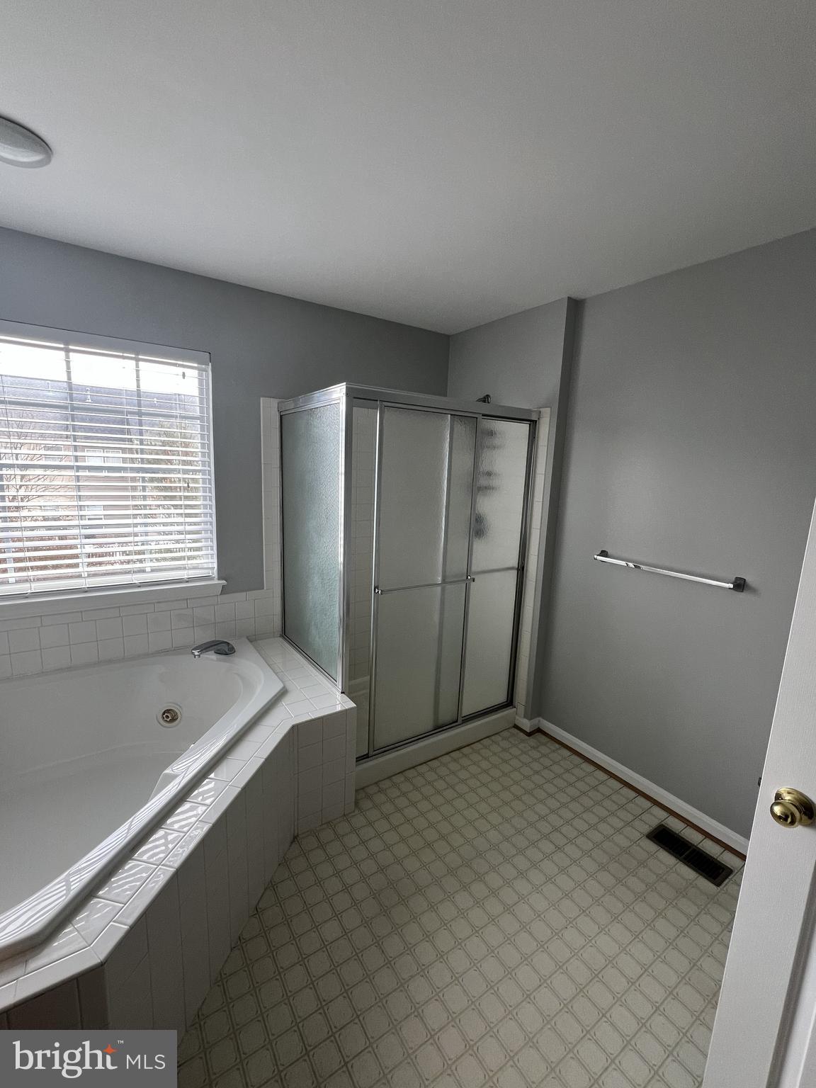 FARMINGTON VILLAGE - Residential