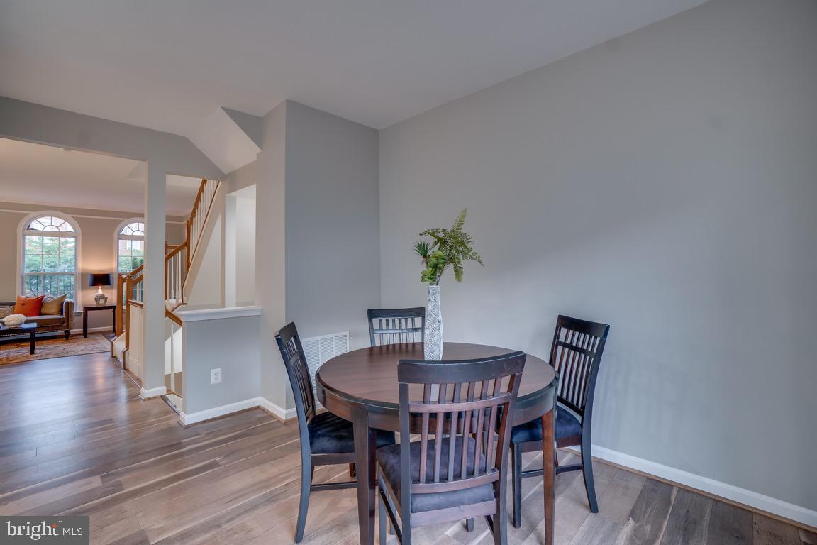 BROADLANDS SOUTH - Residential Lease