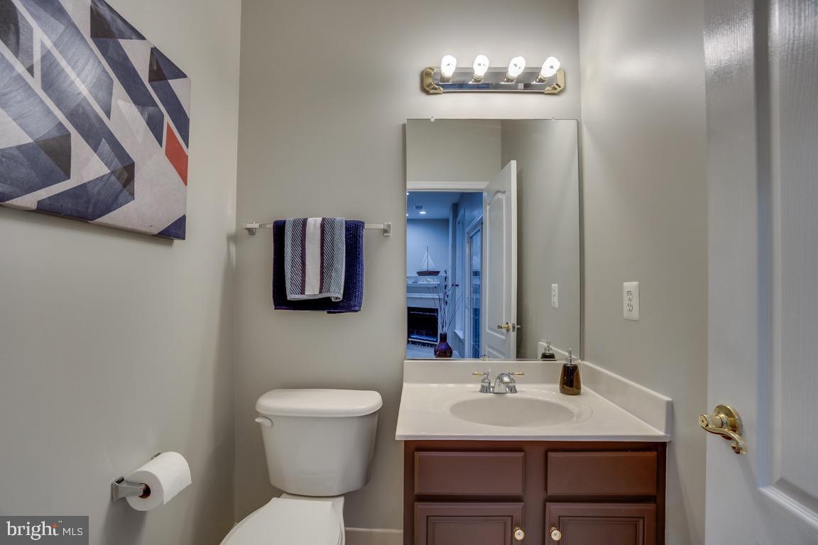 BROADLANDS SOUTH - Residential Lease