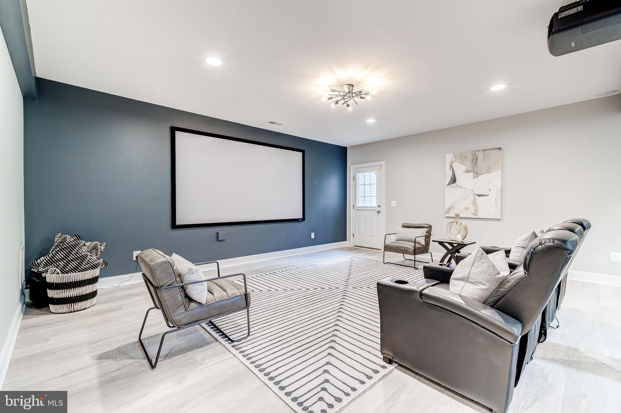 THE VILLAGE OF WAXPOOL - Residential