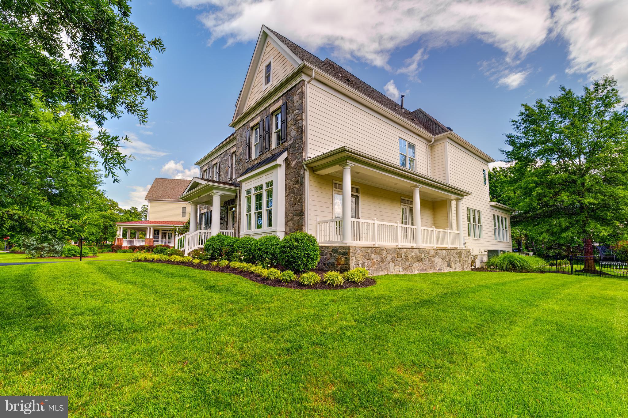 THE VILLAGE OF WAXPOOL - Residential