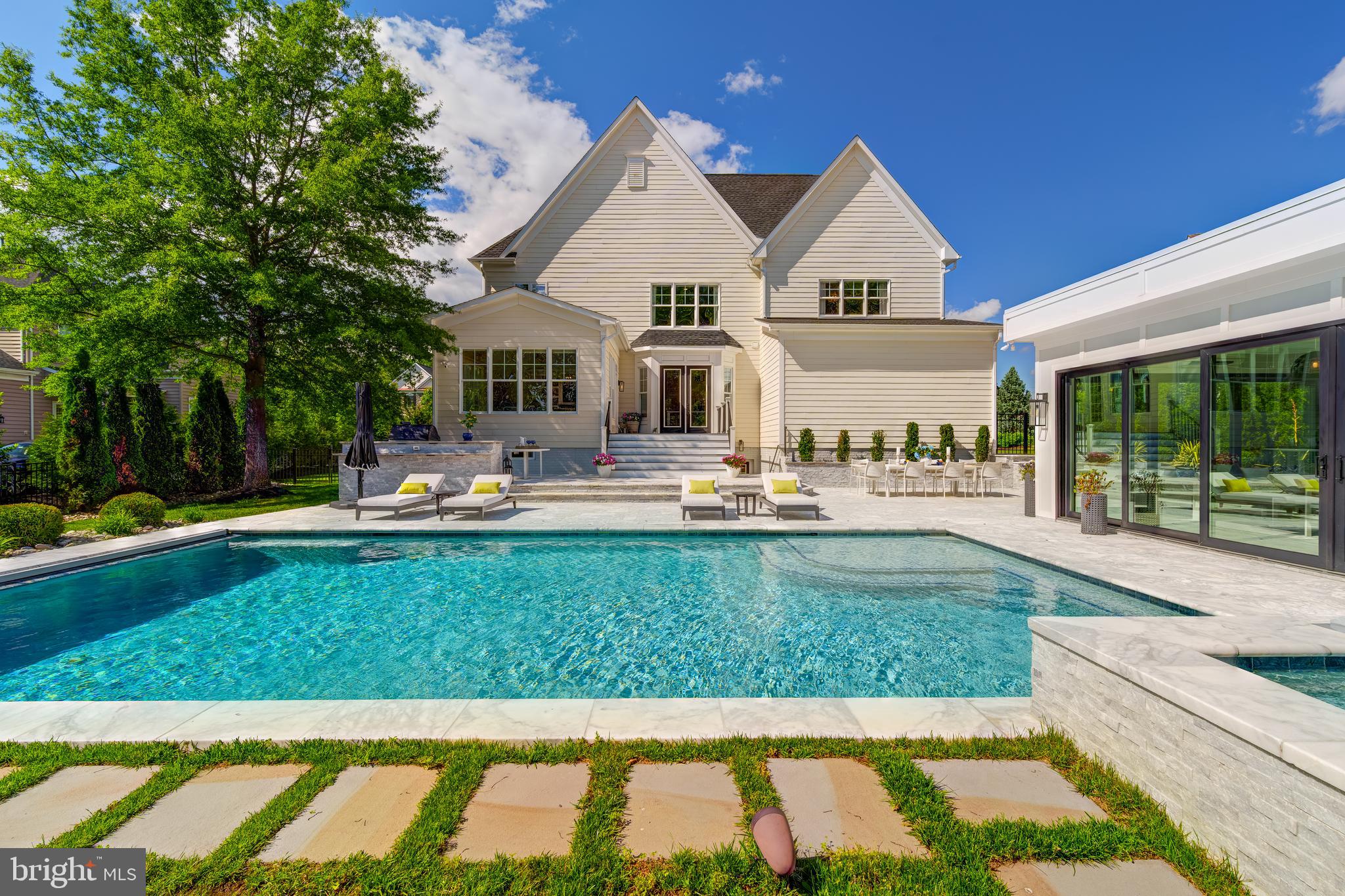 THE VILLAGE OF WAXPOOL - Residential