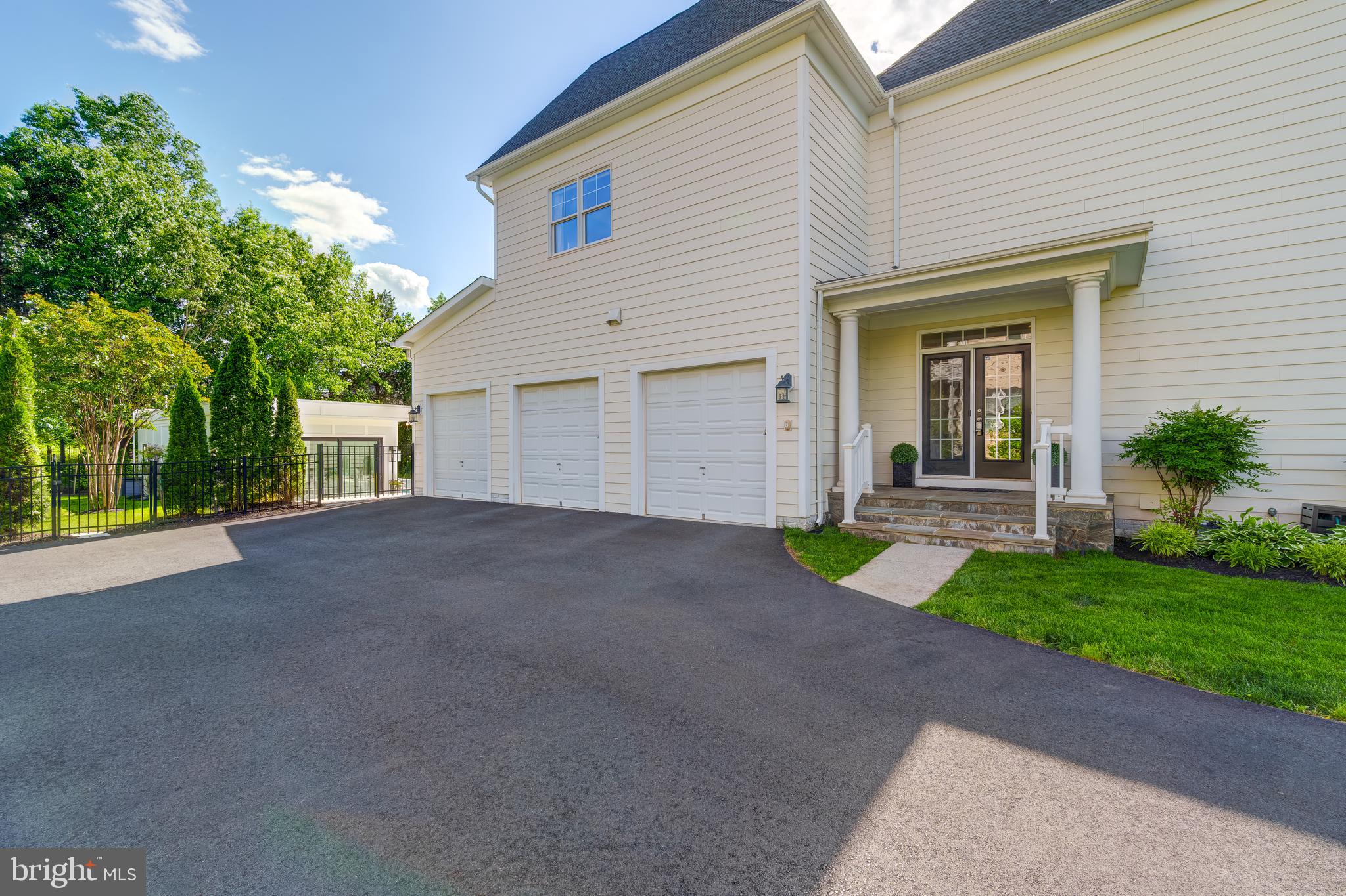 THE VILLAGE OF WAXPOOL - Residential