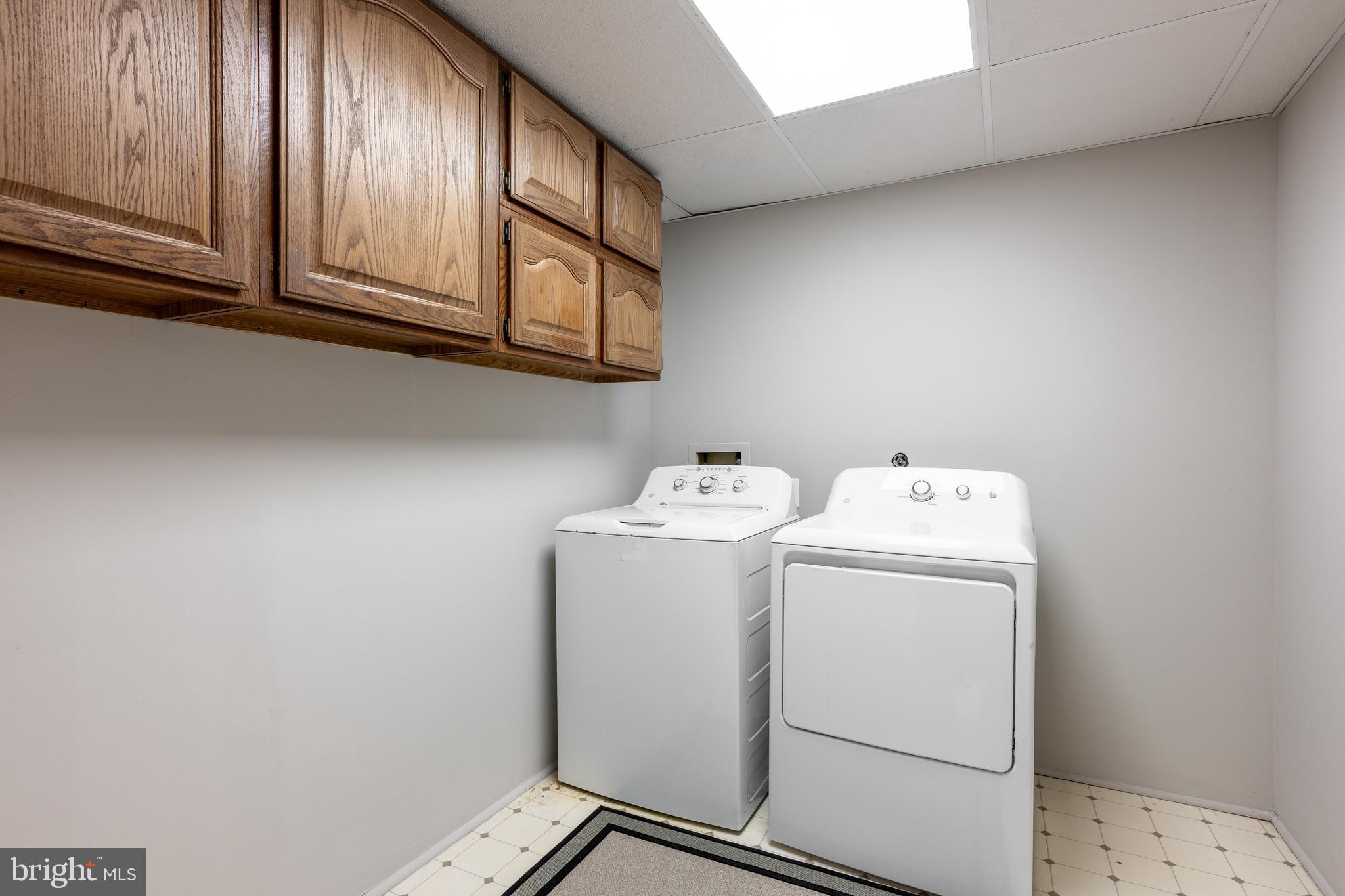 SNOWDENS MILL - Residential