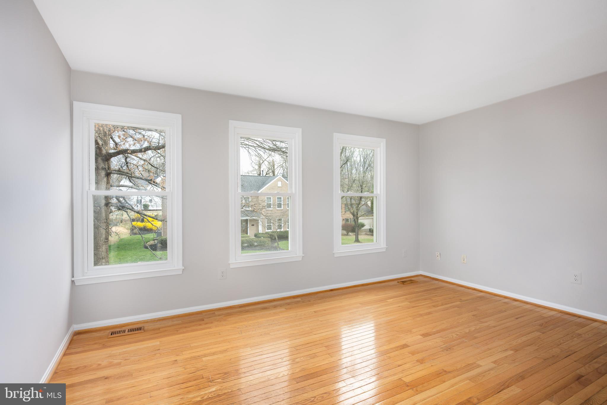 SNOWDENS MILL - Residential