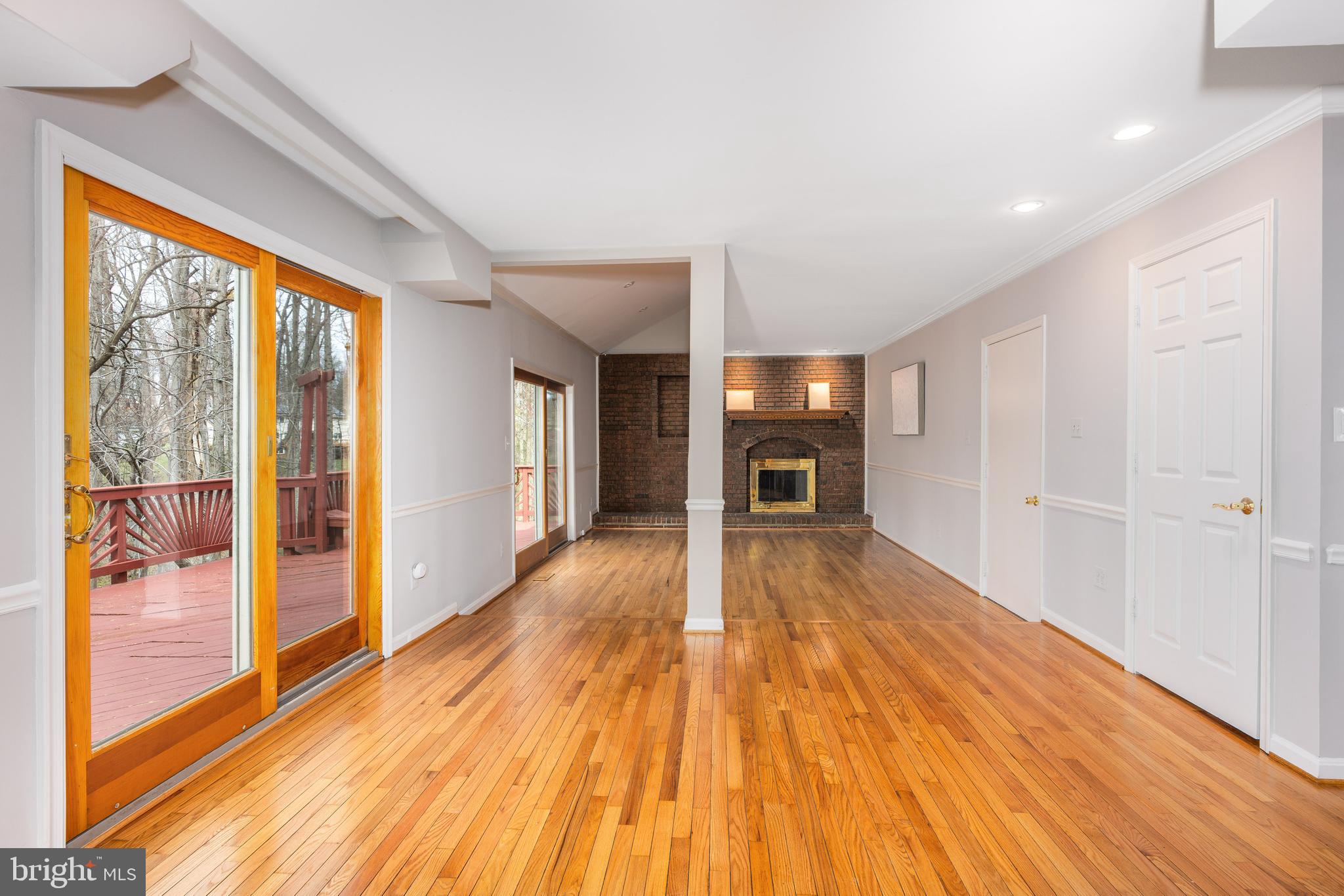 SNOWDENS MILL - Residential