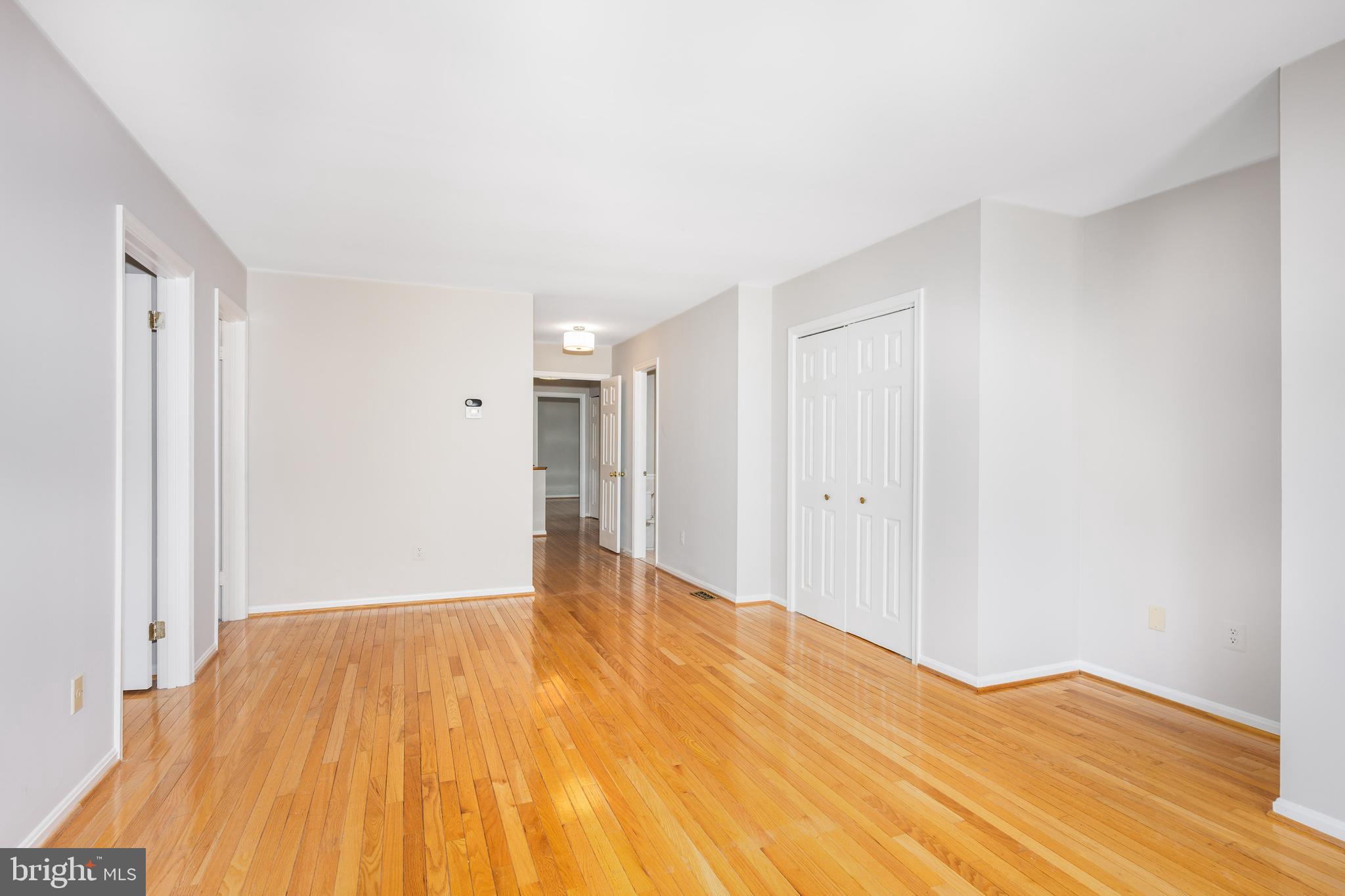 SNOWDENS MILL - Residential