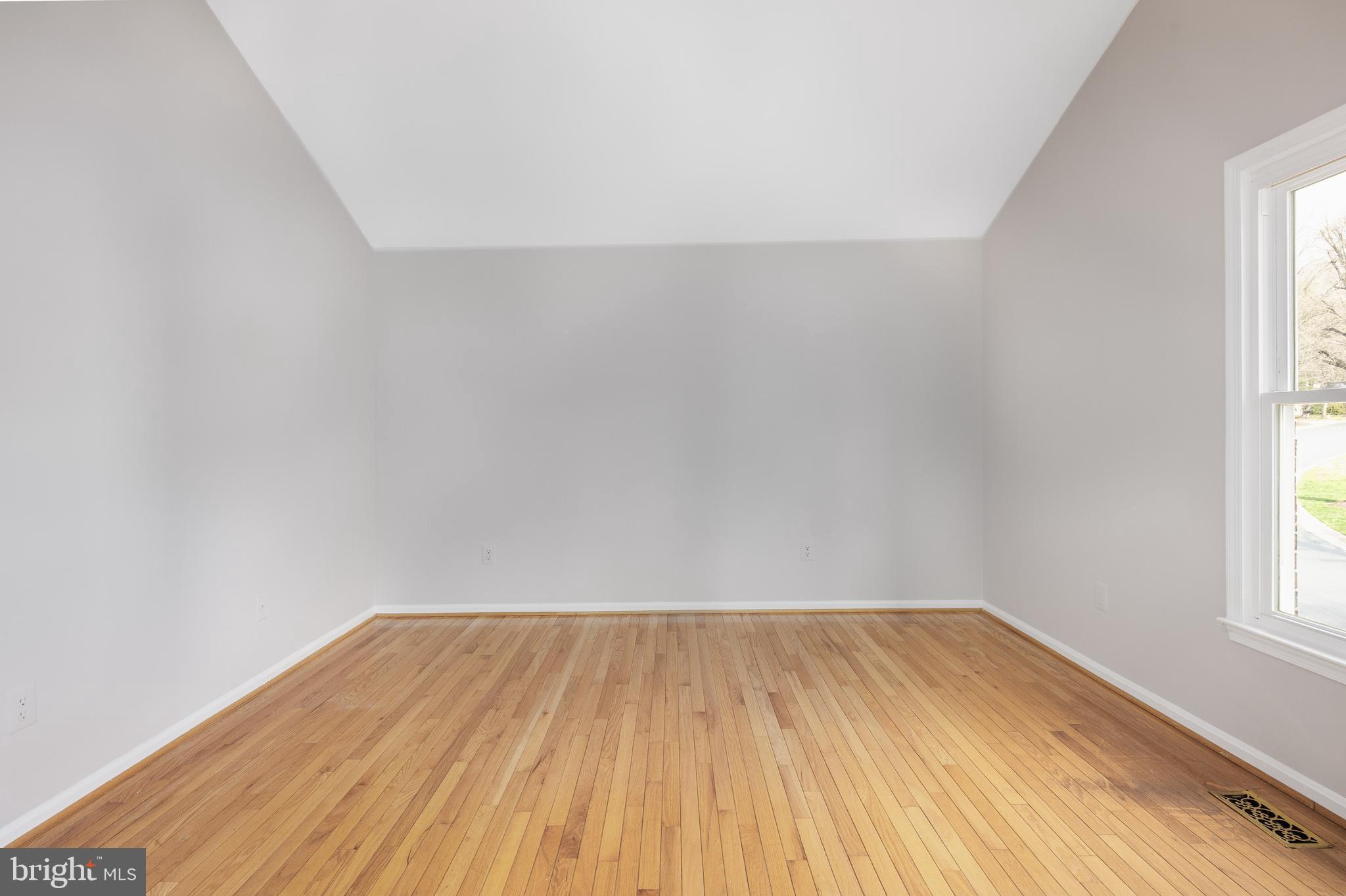 SNOWDENS MILL - Residential