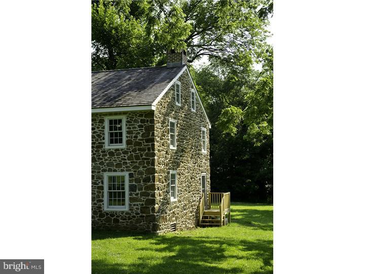 RADNOR HUNT - Residential