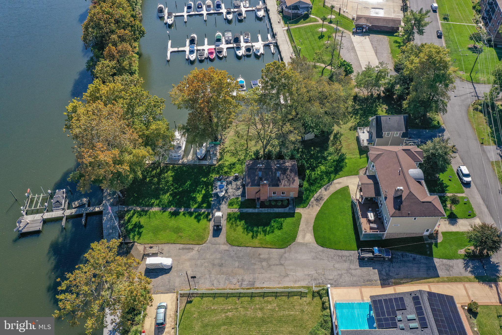 RIVERVIEW ESTATES - Residential