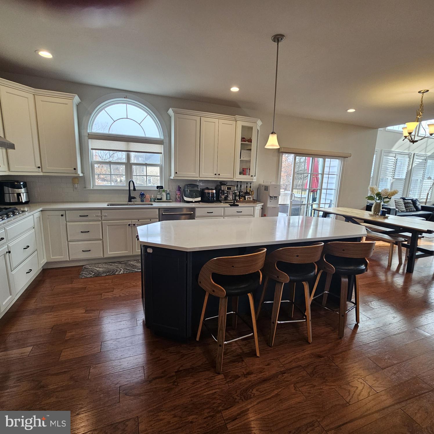 FOXTAIL FARM - Residential