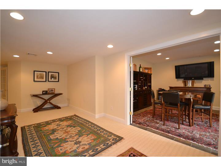 RIVER CROSSING - Residential