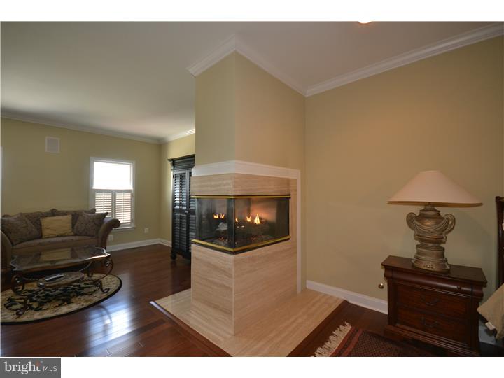 RIVER CROSSING - Residential