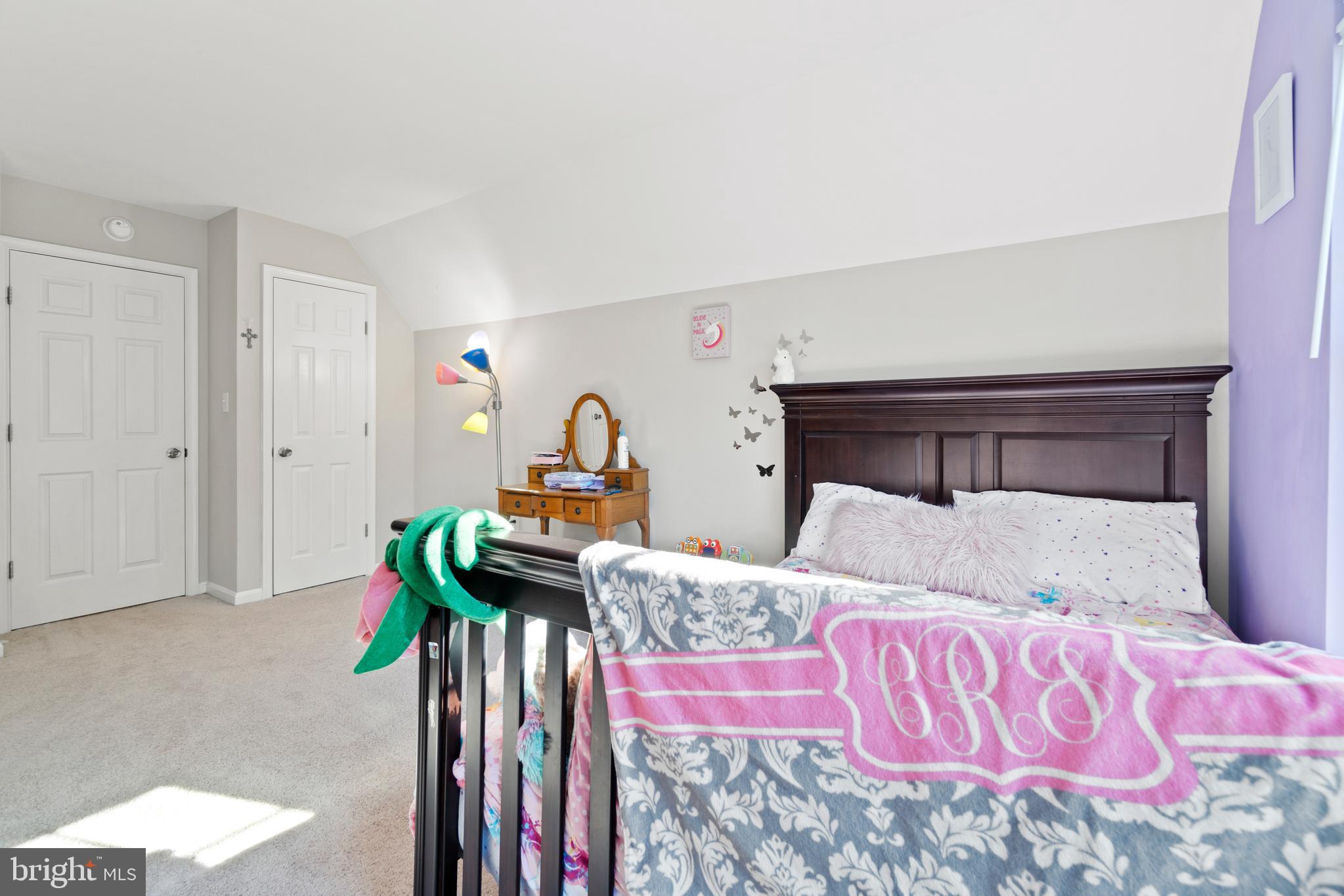 STRATFORD PLACE - Residential