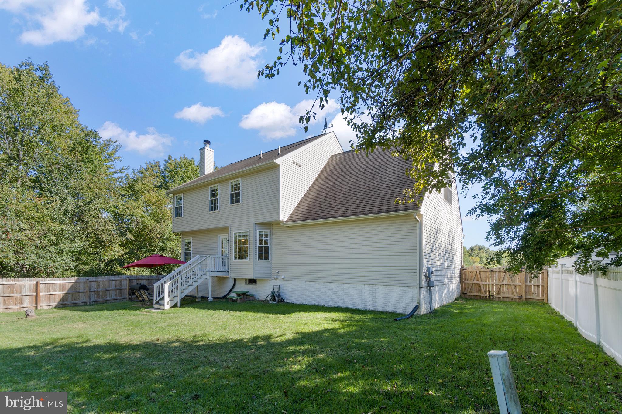 STRATFORD PLACE - Residential