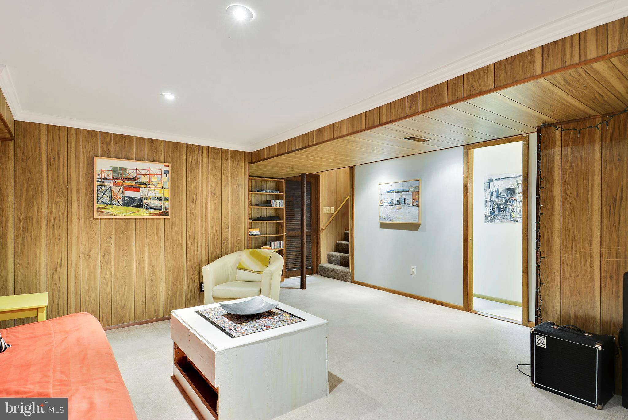 BARCROFT FOREST - Residential