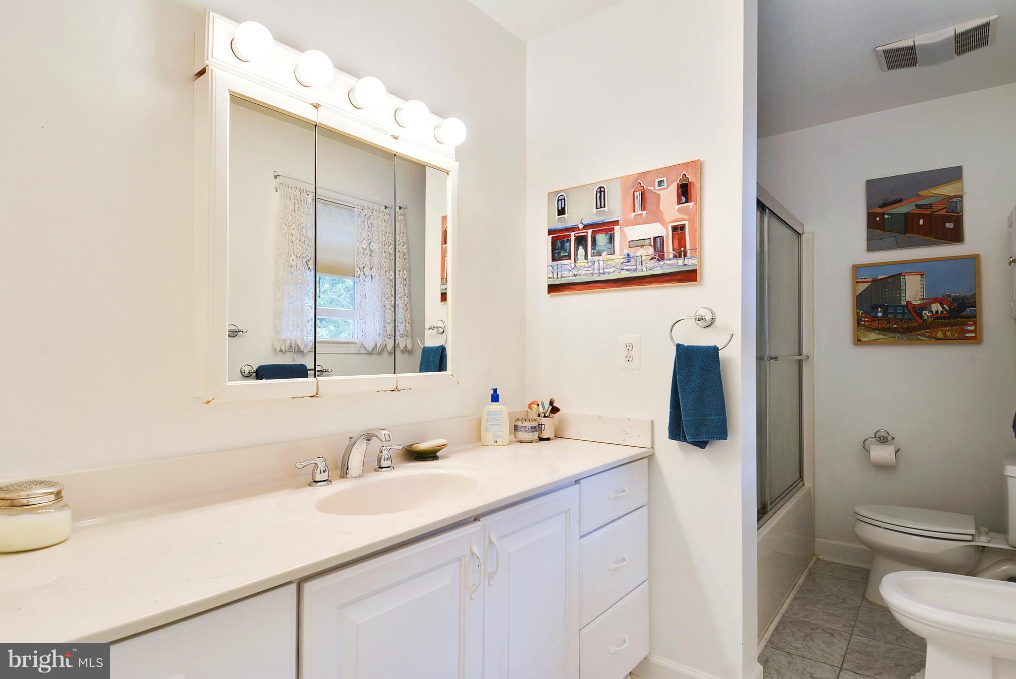 BARCROFT FOREST - Residential