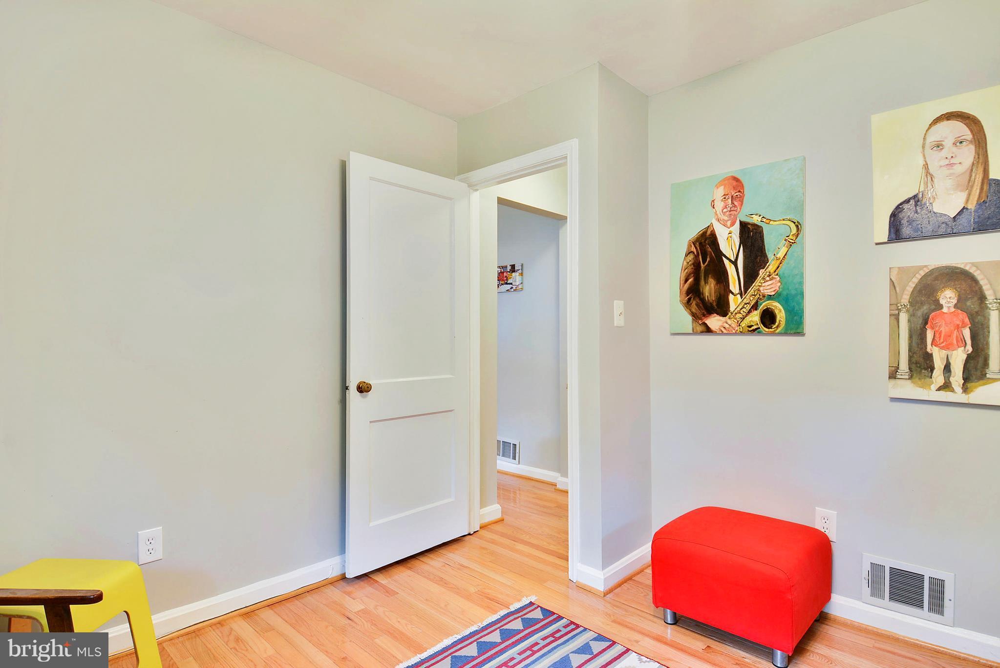 BARCROFT FOREST - Residential