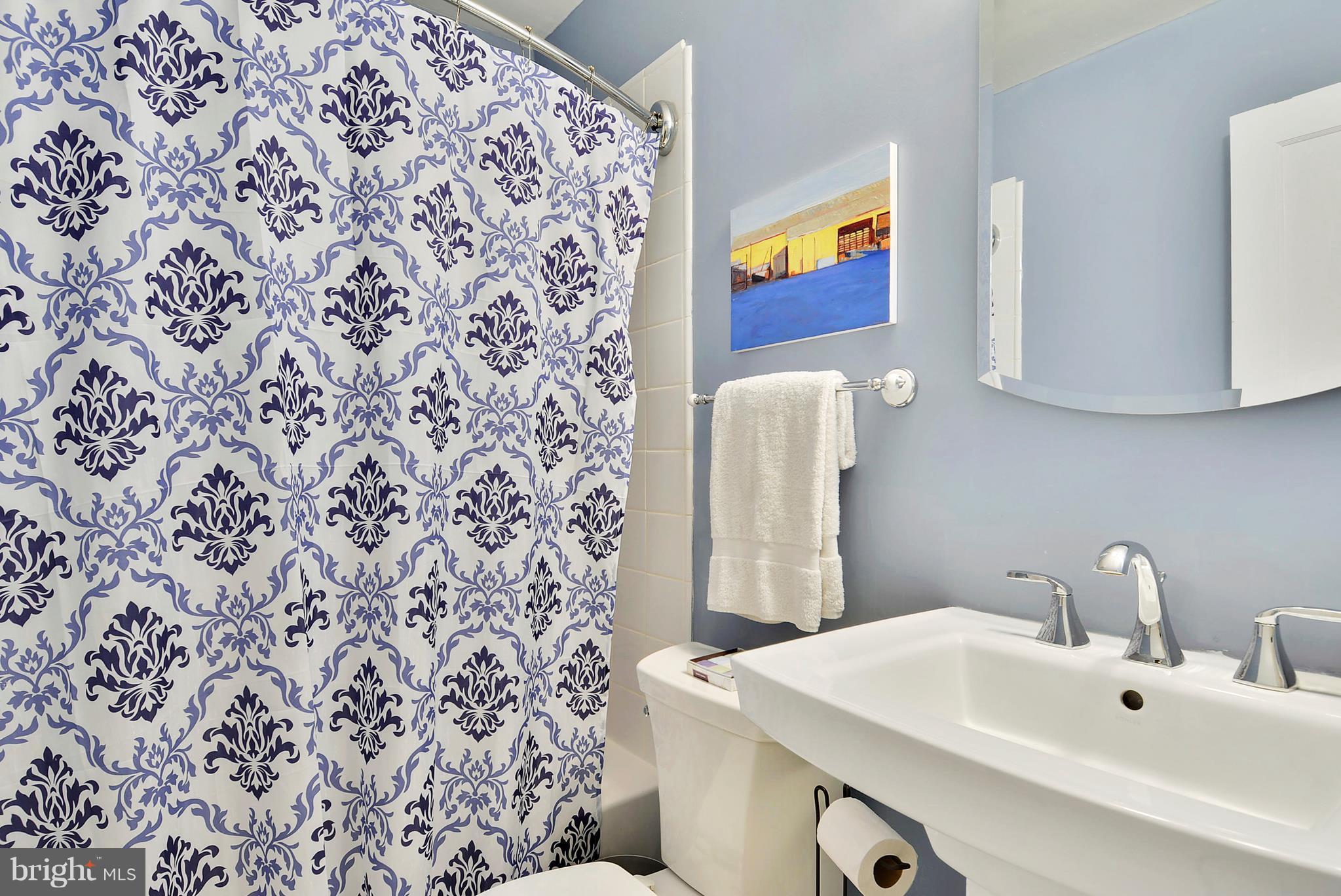 BARCROFT FOREST - Residential