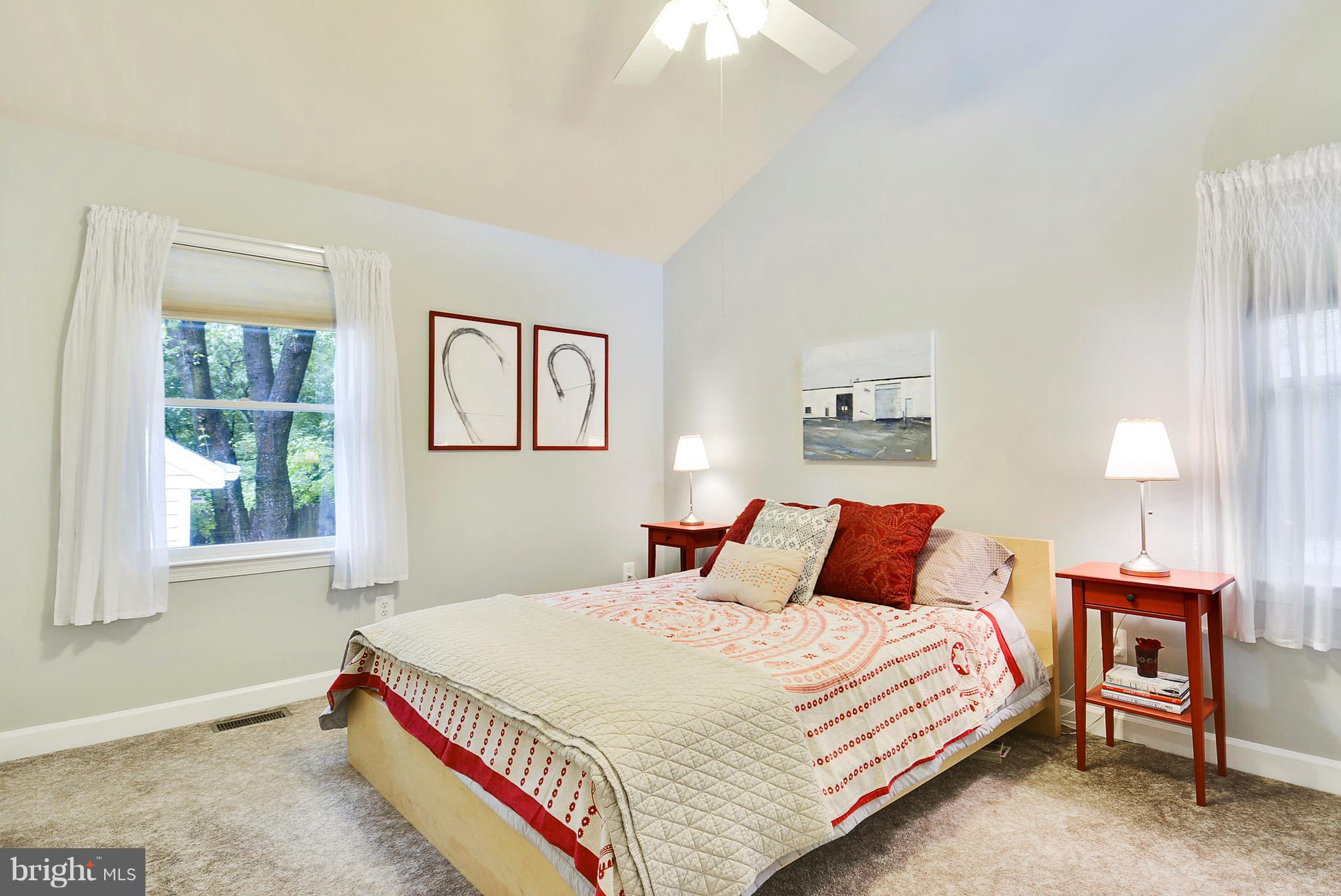 BARCROFT FOREST - Residential