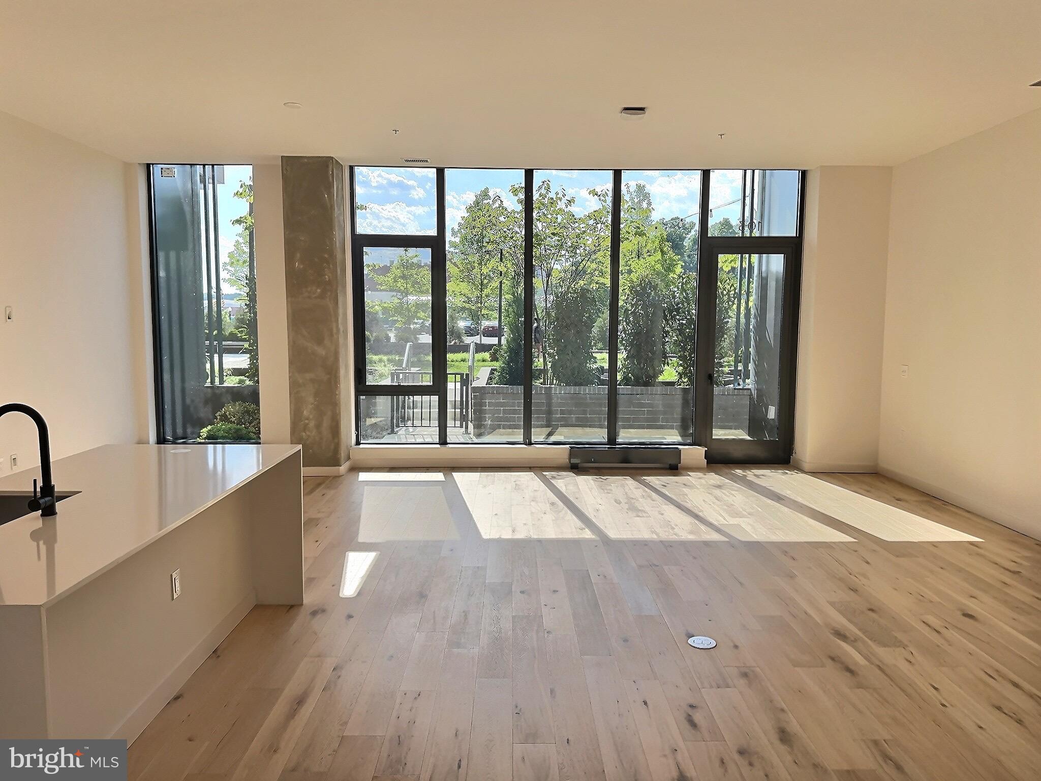 3130 POTOMAC AVENUE TH3