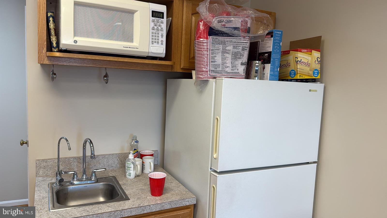 9102 INDUSTRY DRIVE N