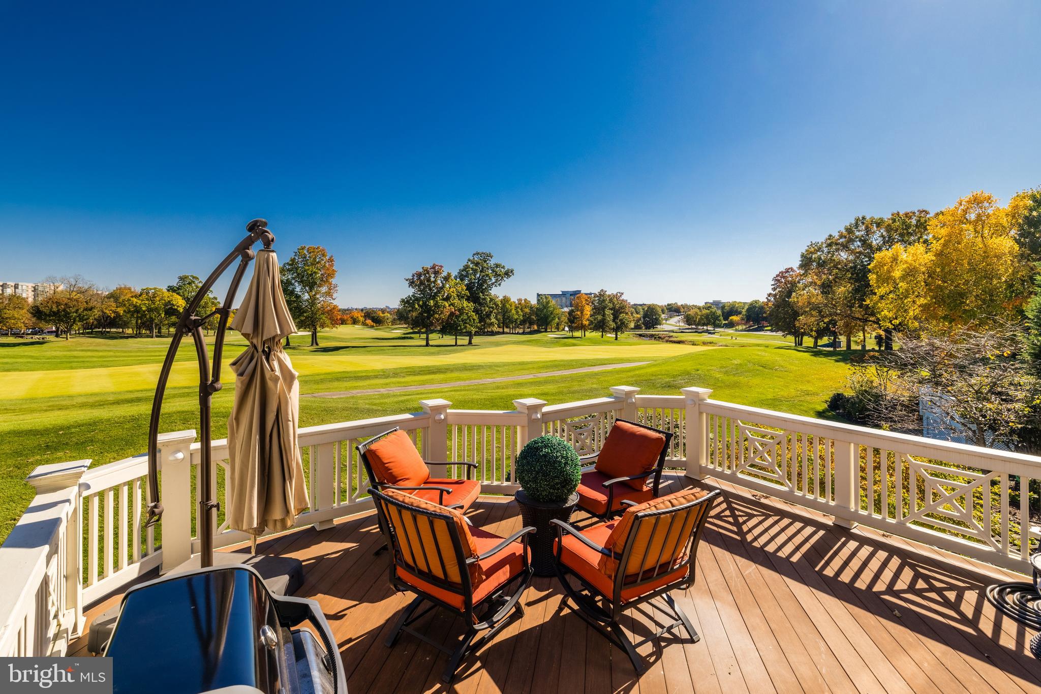 LANSDOWNE ON THE POTOMAC - Residential