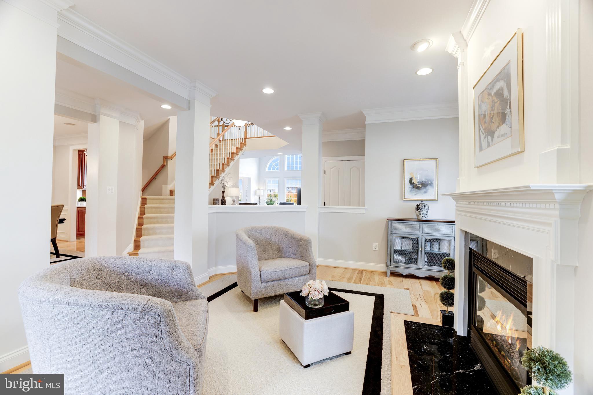 LANSDOWNE ON THE POTOMAC - Residential