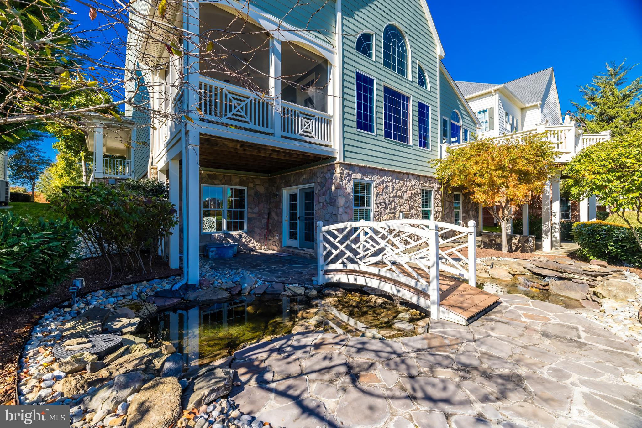 LANSDOWNE ON THE POTOMAC - Residential