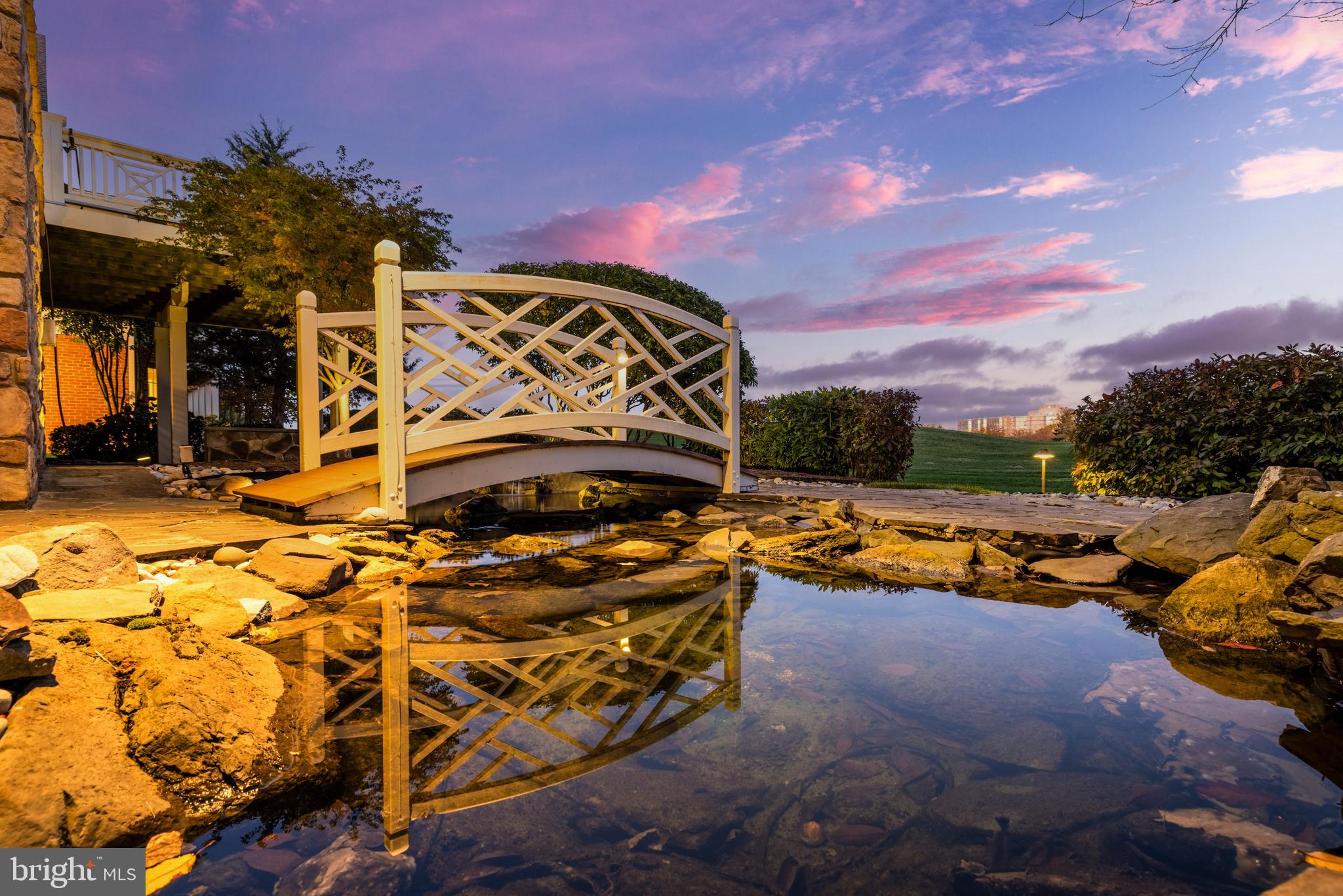 LANSDOWNE ON THE POTOMAC - Residential