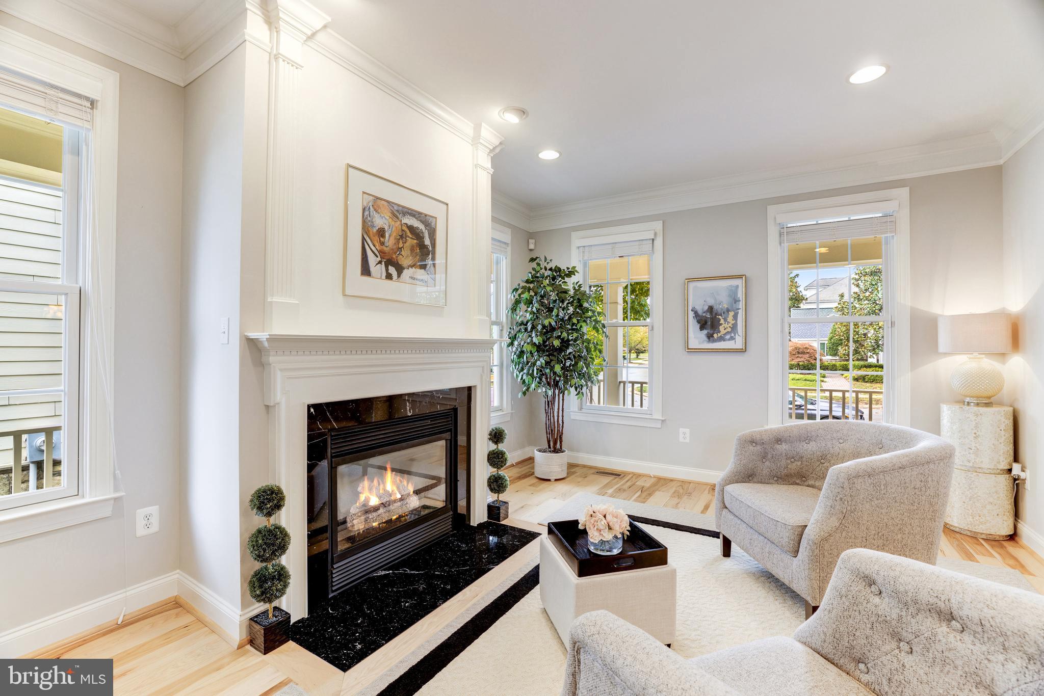 LANSDOWNE ON THE POTOMAC - Residential