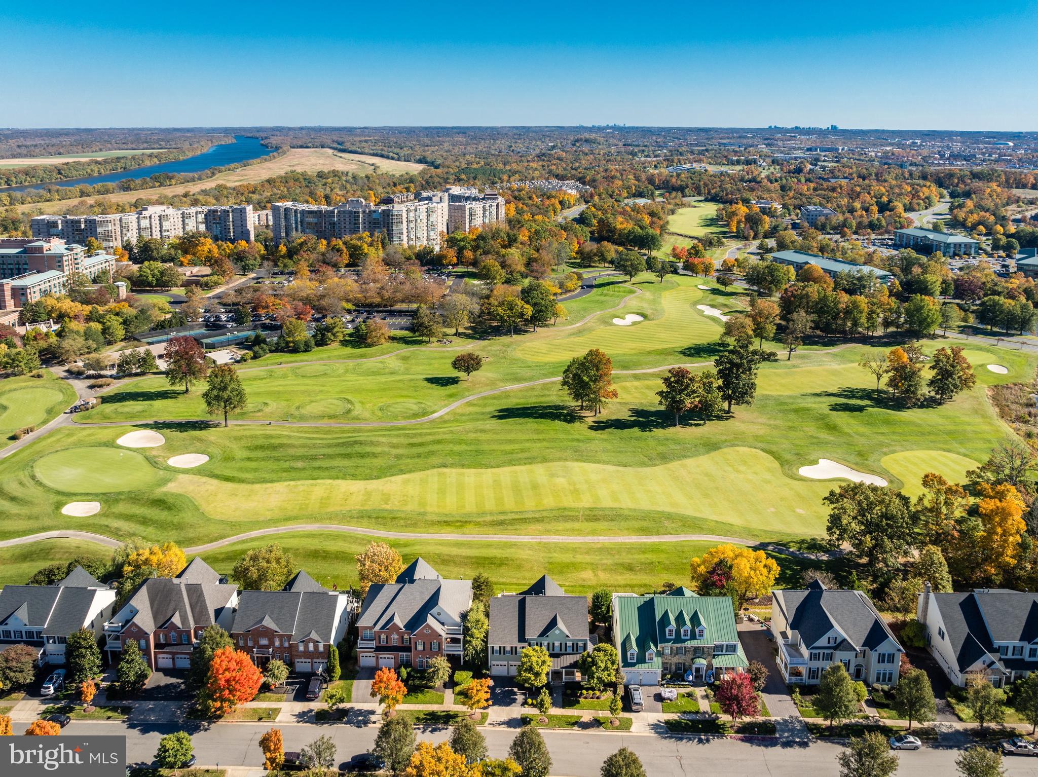LANSDOWNE ON THE POTOMAC - Residential