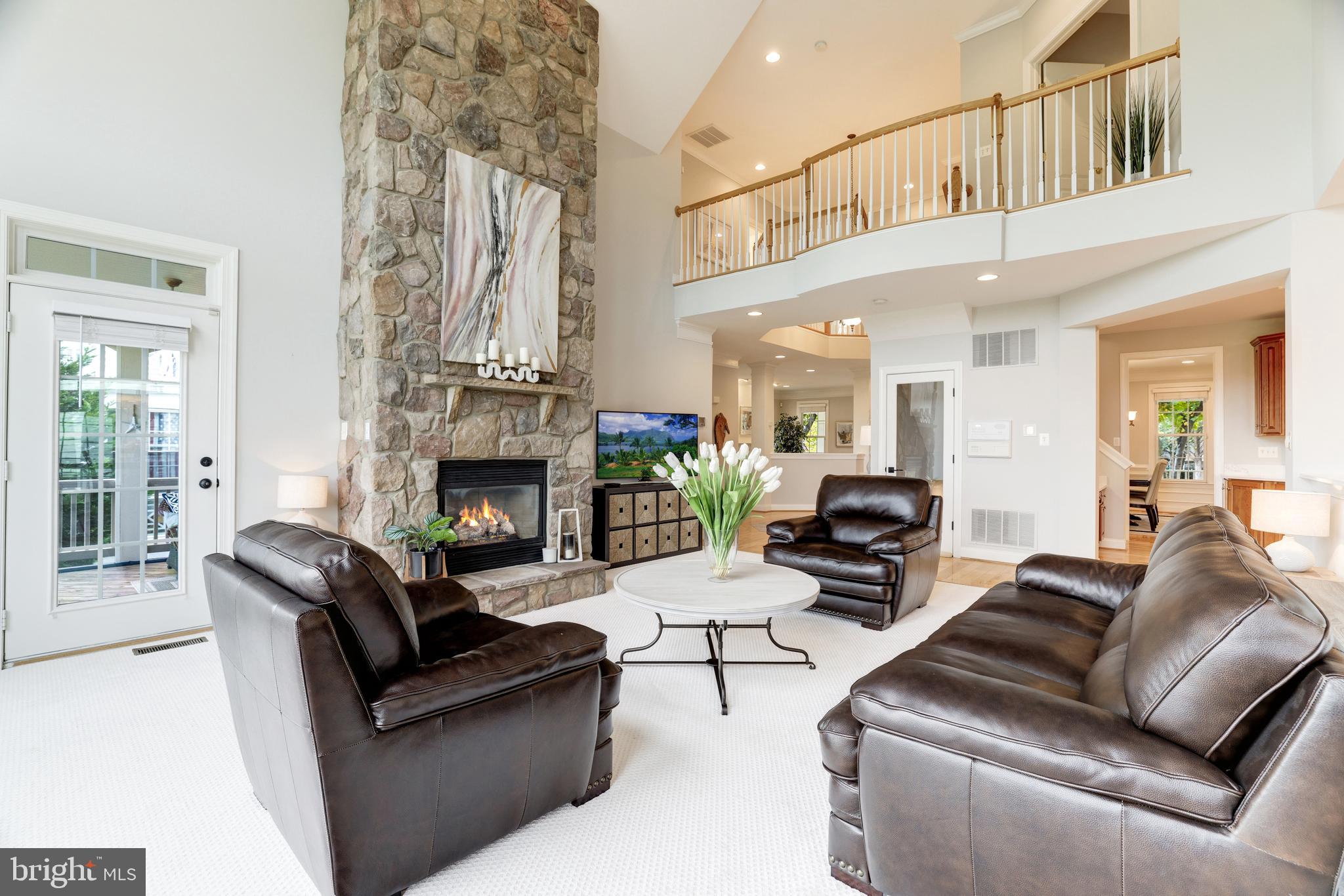 LANSDOWNE ON THE POTOMAC - Residential