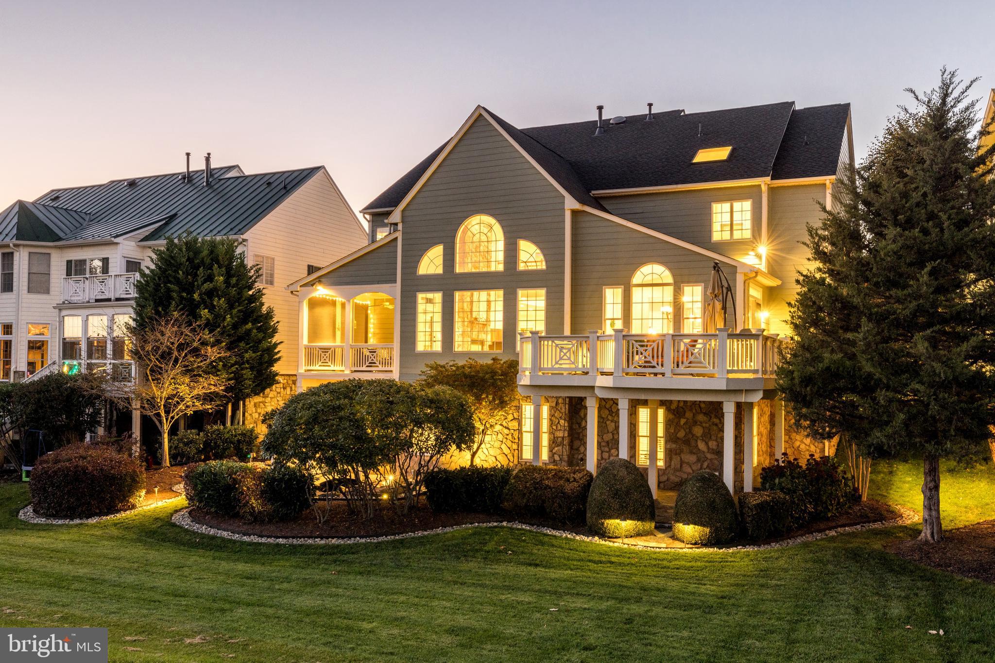 LANSDOWNE ON THE POTOMAC - Residential