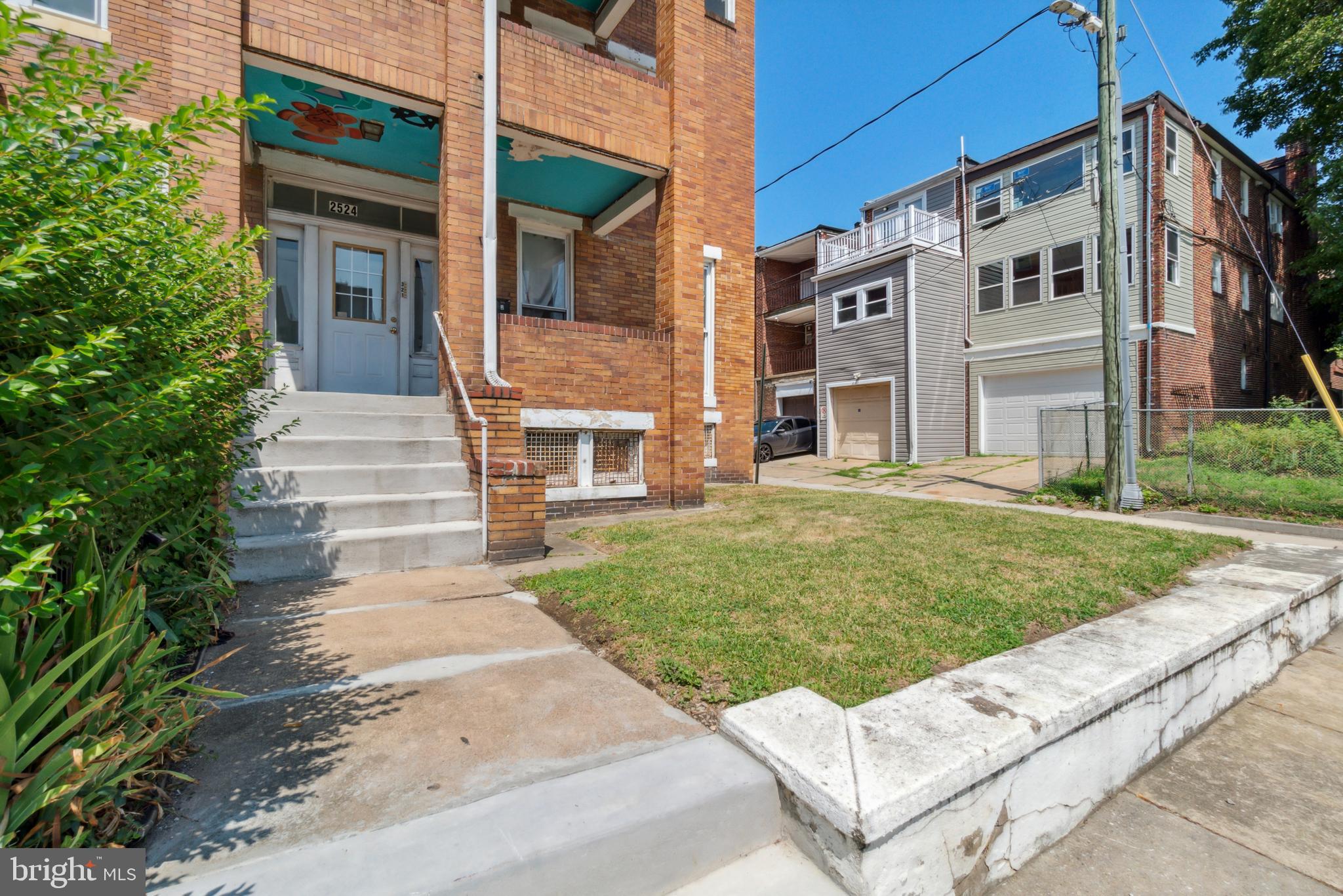 RESERVOIR HILL - Residential