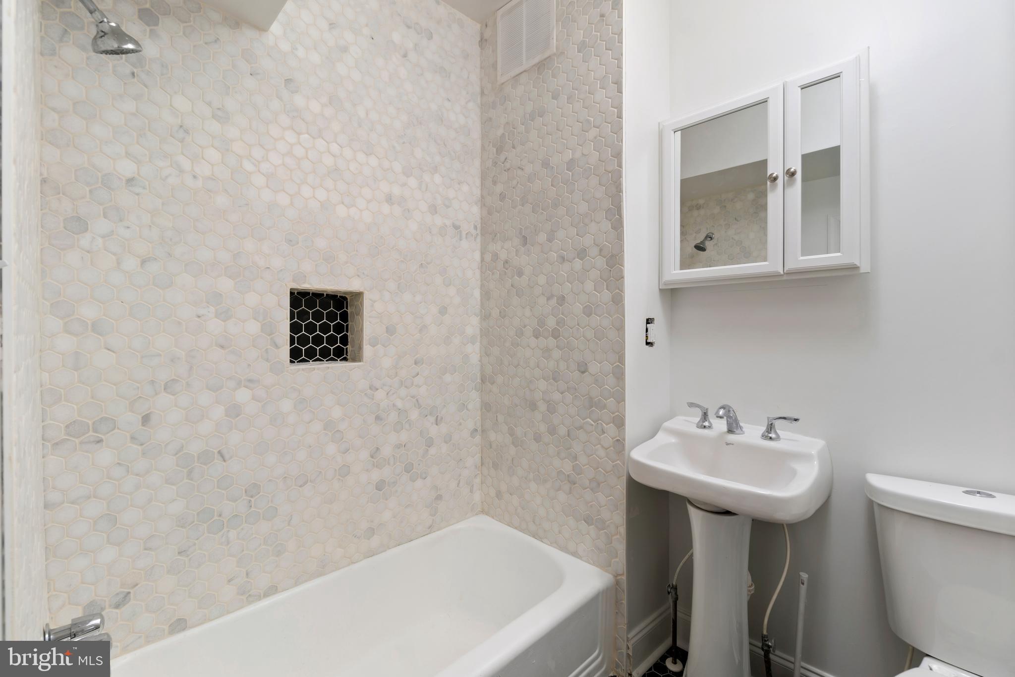 RESERVOIR HILL - Residential