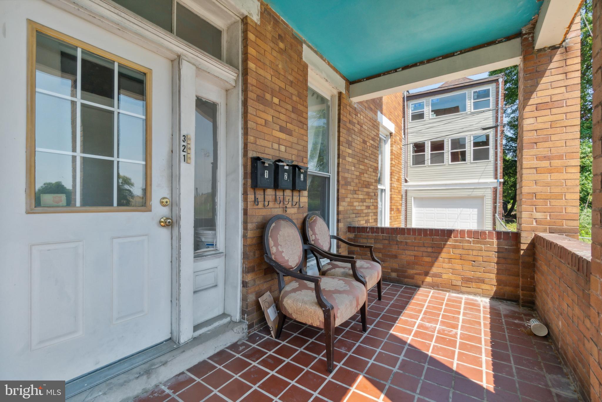 RESERVOIR HILL - Residential