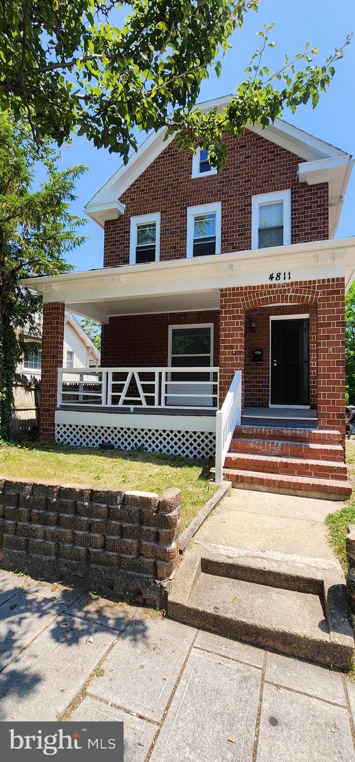 LAURAVILLE HISTORIC DISTRICT - Residential