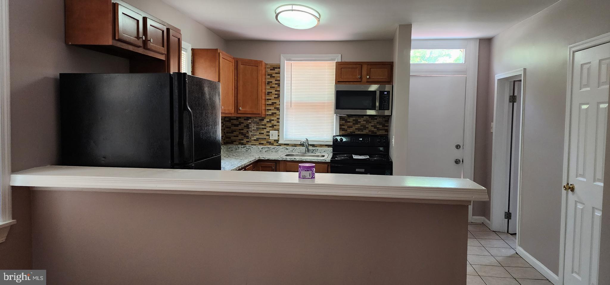 LAURAVILLE HISTORIC DISTRICT - Residential