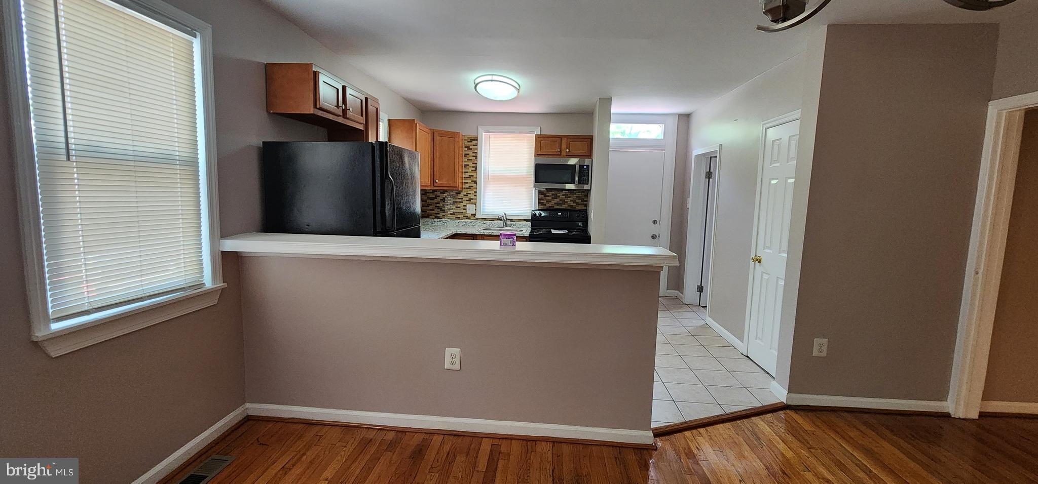 LAURAVILLE HISTORIC DISTRICT - Residential