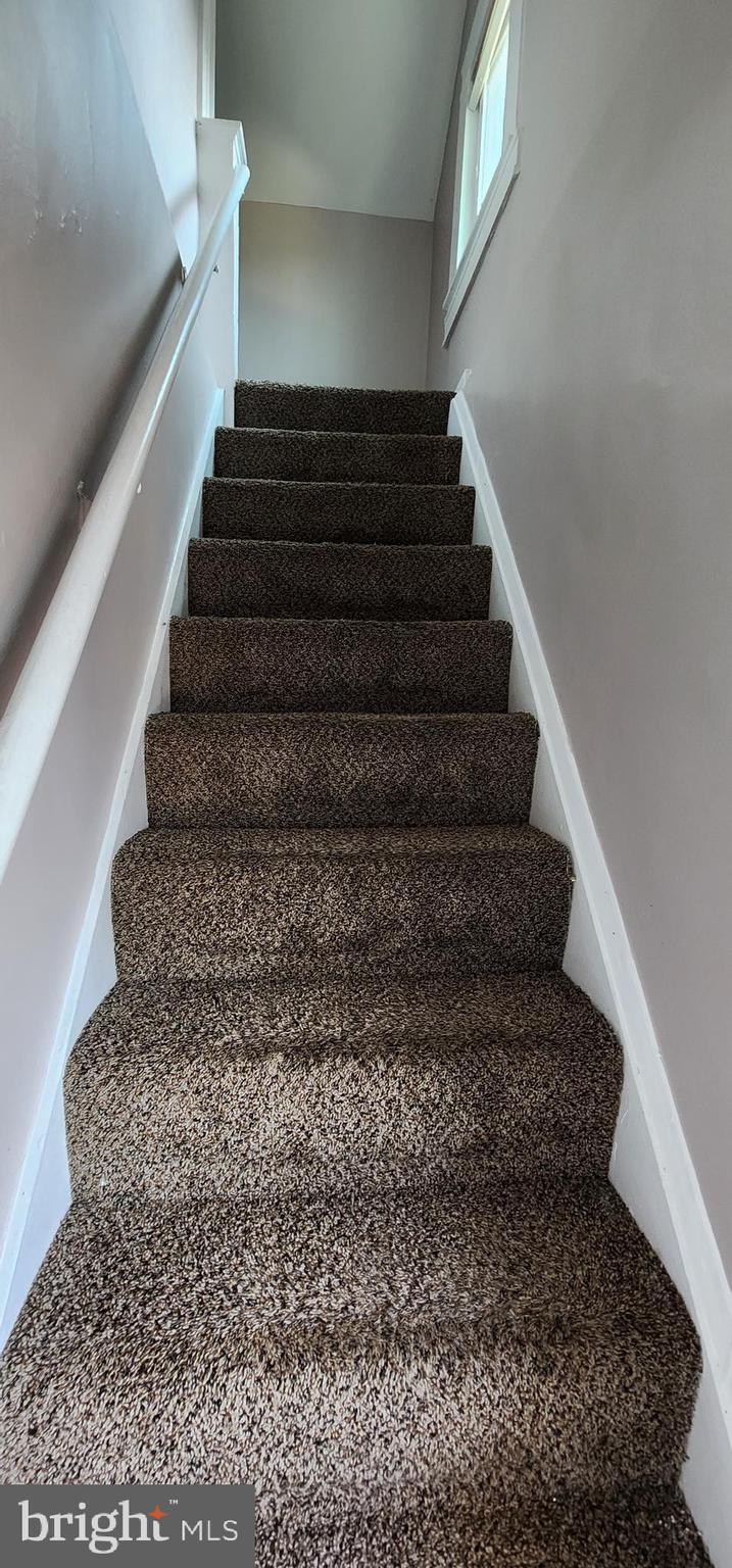 LAURAVILLE HISTORIC DISTRICT - Residential