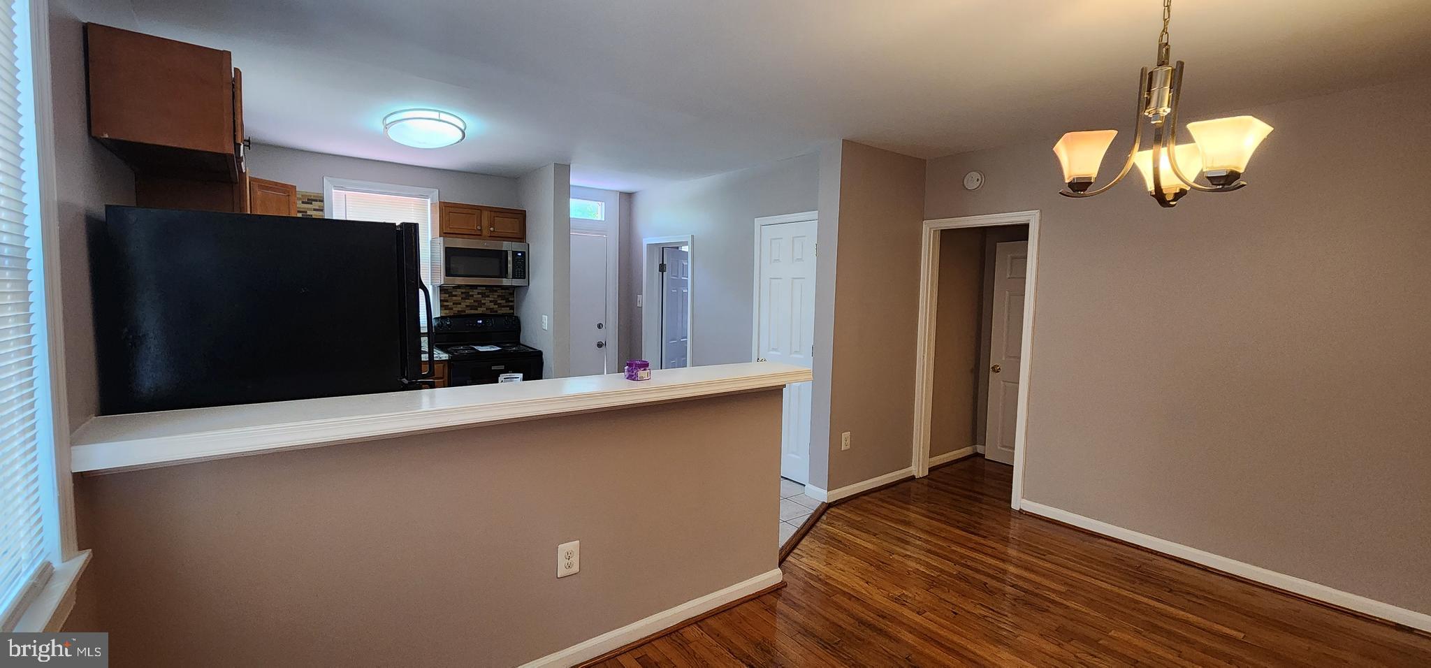 LAURAVILLE HISTORIC DISTRICT - Residential