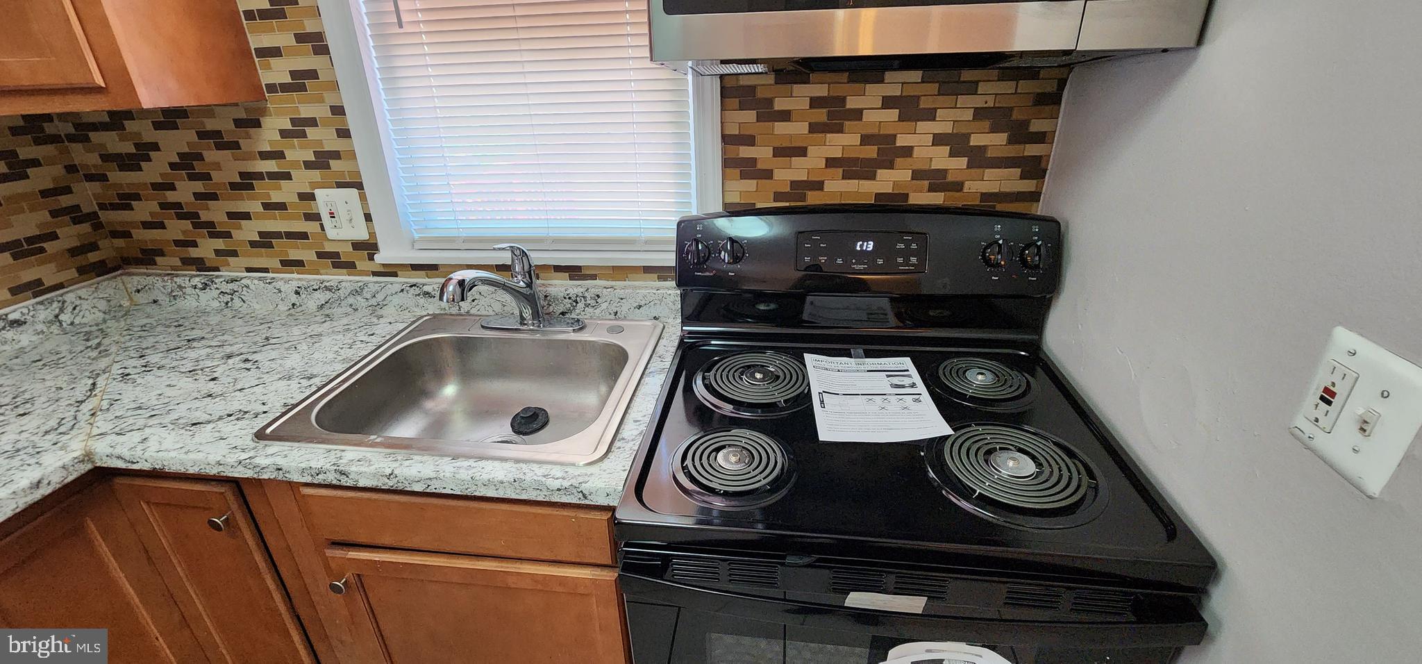 LAURAVILLE HISTORIC DISTRICT - Residential